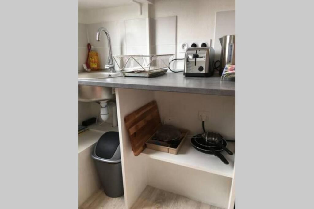 Appartement Hypercentre Vesle - Studette 4 à Reims Extérieur photo